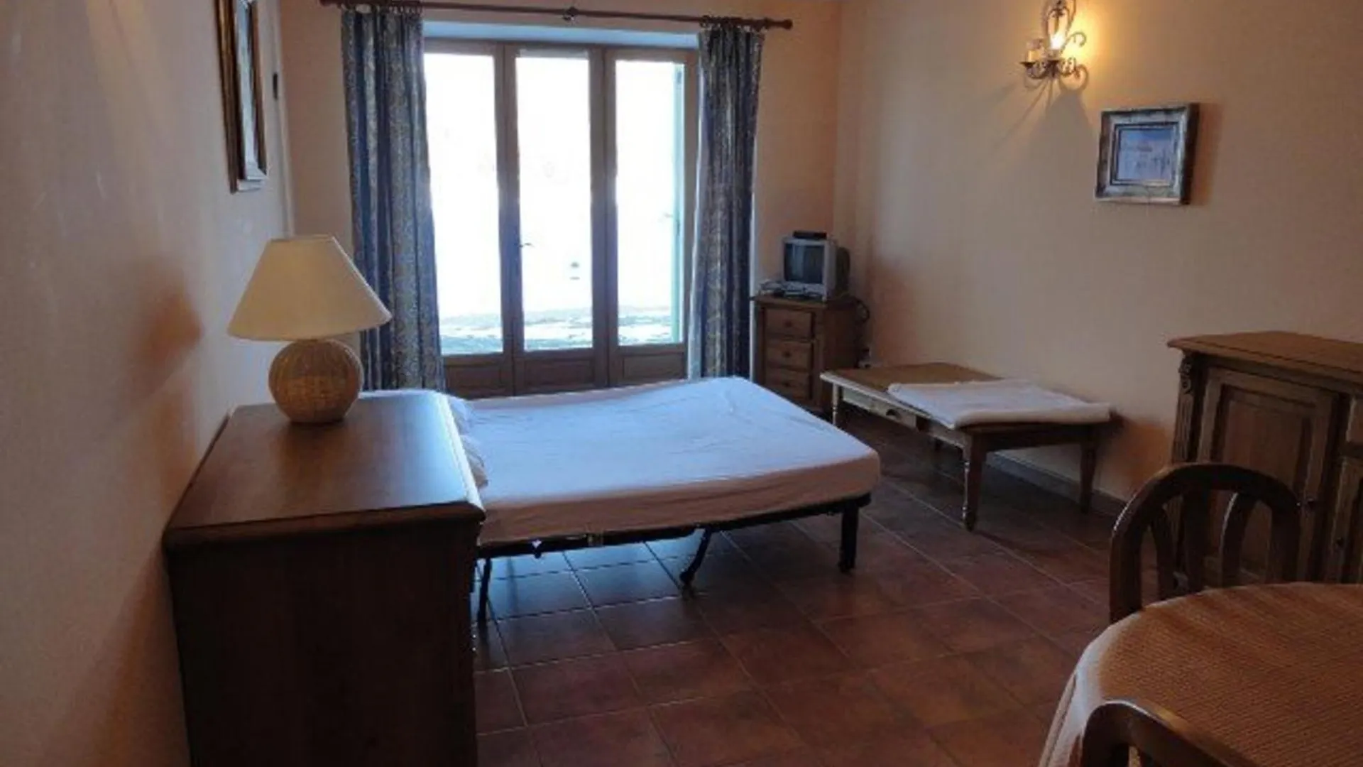 Apartment Studio Cosy Avec Piscine Au Coeur Du Plateau De Valensole - Fr-1-822-13 Brunet